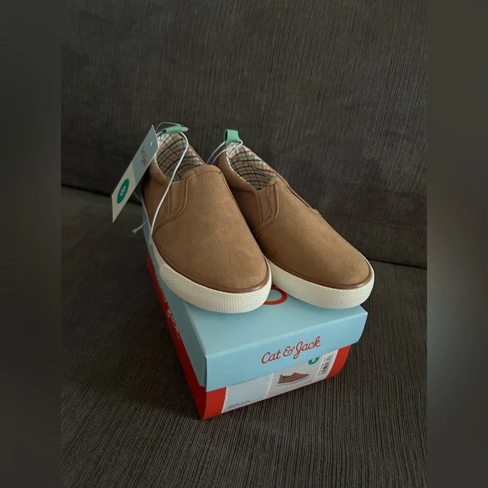 Cat & Jack Toddler Boy slip on sneaker shoes Keagan 8 NWT